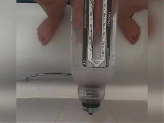 Pumping my 7 inch dick using the bathmate hydro7
